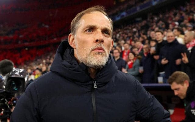 CLベスト8入りの裏でアクシデント…バイエルンのトゥヘル監督が試合前に負傷「骨折したように感じる」