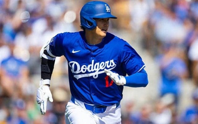 大谷翔平、第1打席に2試合ぶり安打　好走塁に拍手喝采…山本由伸の先発試合で快音