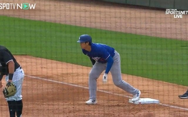 大谷翔平、またも激走！陸上選手ばりの“ロケットスタート”のド迫力「走る姿がキレイ！」「走塁意識高」
