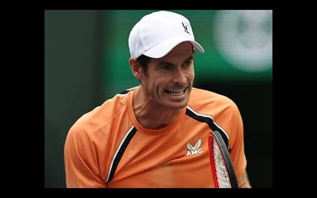 マレー、ゴファンに完勝で初戦突破