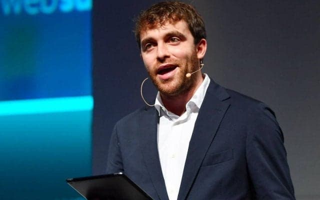 移籍情報で崇拝受けるロマーノ氏、クラブに有償で移籍ツイートのオファー疑惑…関連あると名乗る企業が実際にオファー