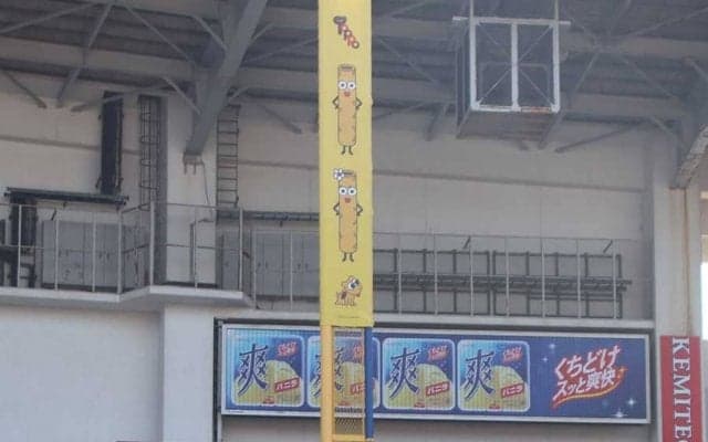 ロッテ、本拠地ホームランポールに「トッポ」広告掲出　当たってHRなら1年分贈呈