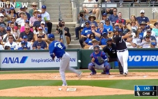 「ドジャース守備下手すぎだろ！」「癖バレてる？研究されてたな」山本由伸がまさかの大乱調！味方の思わぬ守乱にピッチャー返し直撃も… 3回5失点で失意の降板