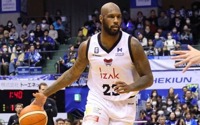 富山退団のノヴァー・ガドソンが愛媛に加入…今季B1で平均12.5得点3.8アシストの実力者