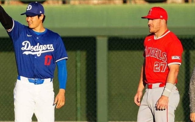 タジタジの水原通訳…そばの大谷が「素敵」　感動切り取った“一枚”に絶賛「待ち受けにします」