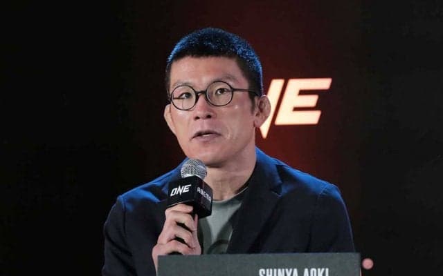 青木真也と皇治が“地獄のスパーリング”で21歳次世代スターをフルボッコ……「足で倒れたら終わりやぞ？」