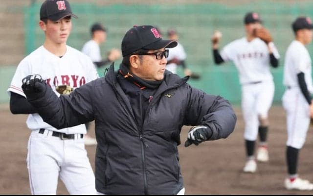 新金属バットの対応「まったく駄目」　広陵・中井監督　センバツ