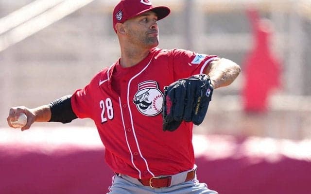 大谷翔平を2打数無安打…元鷹右腕は「全集中」　4回“完全”もド軍は「息つく暇ない」