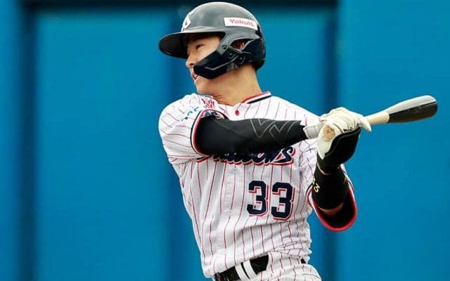 燕21歳逸材の「弾道やば」　敵地もどよめく衝撃弾…“打てる捕手”に覚醒の予感