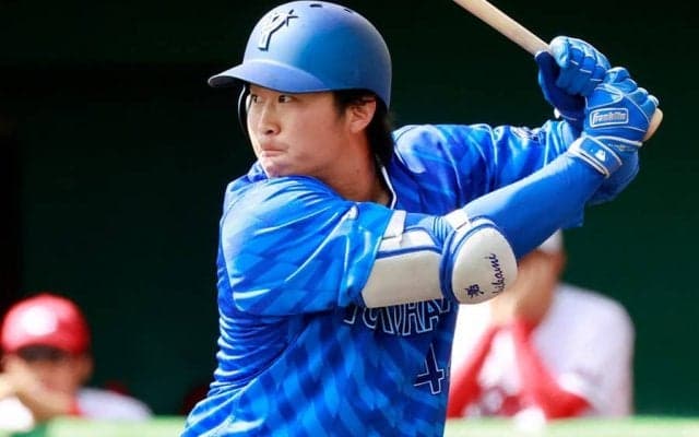 172cmの22歳が「また打った」　DeNAドラ4が無双…驚異の打率5割に高まる期待