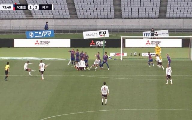 「震えた」「鳥肌！」大迫は本当に半端ないって！！震えるほど美しい芸術的ストレートFK弾炸裂！GKの手を弾き飛ばす豪快過ぎる一撃にスタジアム騒然