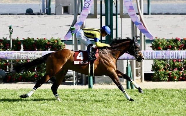 【金鯱賞】プログノーシスが5馬身差圧勝で連覇…ドゥレッツァは2着敗退