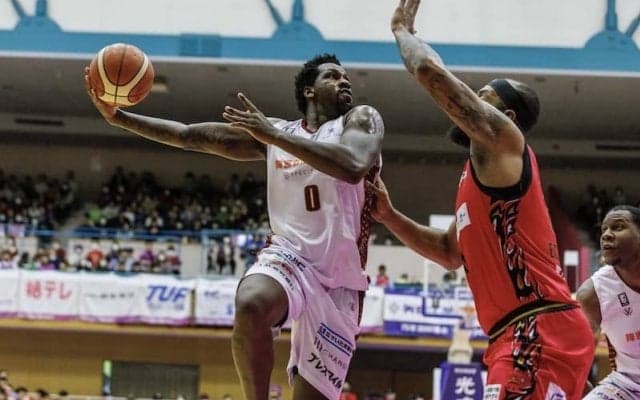 越谷アルファーズが福島ファイヤーボンズにリベンジ…LJ・ピークが29得点と奮闘