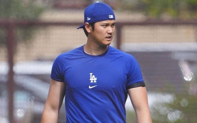 悔し気な表情…ムキムキ大谷翔平でも「めっちゃきつい」　“地味トレ”に大注目「できない」