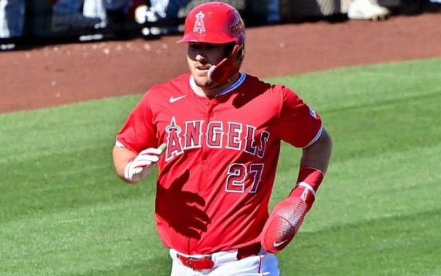 “鬼速い”トラウトが「めっちゃ引き締まってる」　気付いたら三塁にいる衝撃