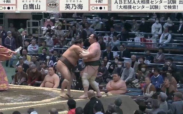 ベテラン力士、土俵下に落下しそうな相手をかばう咄嗟の気遣い「抱き寄せた」「気持ちが温かくなるね」ファンほっこり