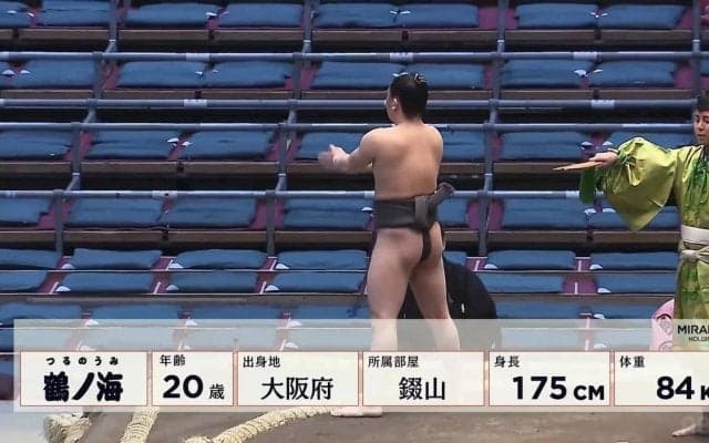 20歳力士の華麗な四股に熱視線「美しい」「やらかっ」「カラダが綺麗」驚きの声続々