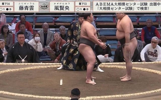 「きゃわ」2度の立ち合い不成立も瞬時にペコペコ 愛らしい力士の一瞬のふるまいに「人柄出てる」「お辞儀の角度w」反響