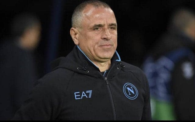 CLベスト16で涙のナポリ、指揮官が肩落とす　「あまりにもミスが多かった」