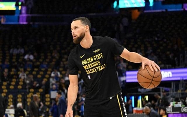 右足首捻挫で欠場中のカリー…戦列復帰は最短で日本時間17日のレイカーズ戦か？