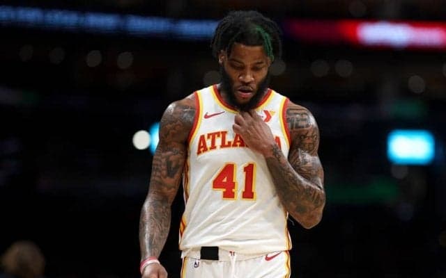 ホークスのサディーク・ベイが左ヒザの前十字靭帯断裂で今季残り試合を全休