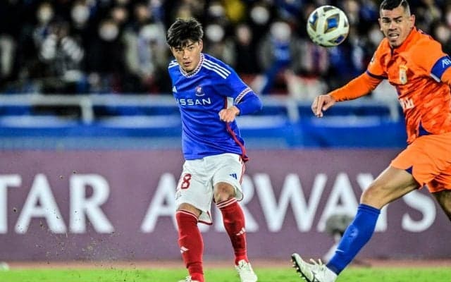「ワンフェイク入れる山根のセンスが凄い」横浜FMのパリ五輪世代・20歳MFの決勝点アシストクロスがうますぎる！「そこで交わしてから上げるって普通の感覚ではない」の声