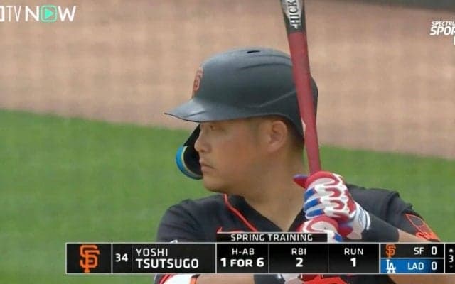 あの打球が入らない… 一体、何が起こった？ 筒香嘉智が“ホームラン未遂”の特大飛球を放つ瞬間 「なんか痩せたな…」「横浜時代に戻ってる感じもする」