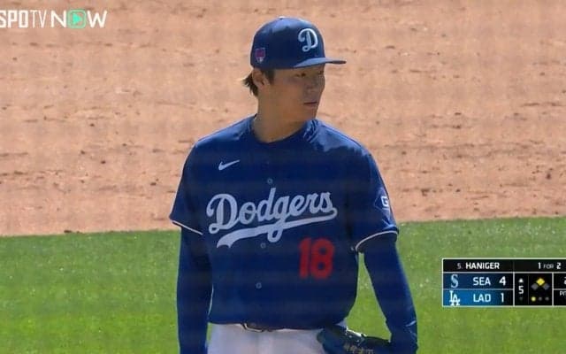 早く投げろって！苦戦の山本由伸にイライラ気味のファンが珍ジェスチャー