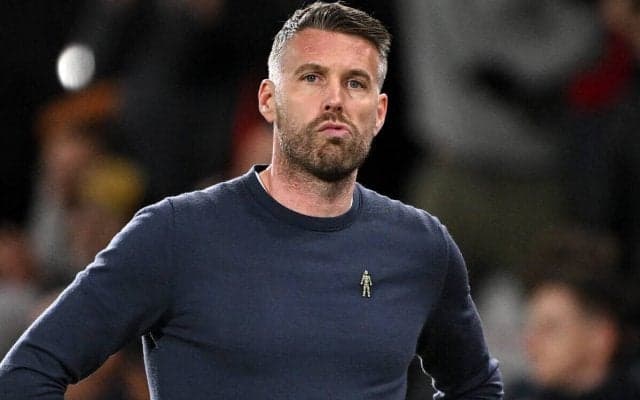 「怒り、動揺している」3点差を逆転されて敗戦…橋岡大樹が3失点に絡んだルートン指揮官が喝を入れる「クヨクヨすることなど許さない」