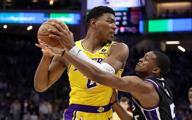 第3Qに失速のレイカーズ、追い上げ図るもキングスに黒星…八村塁はFG成功率8割超の20得点