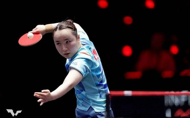 伊藤美誠が注目の“みうみま”黄金世代対決を制す　平野美宇を大逆転撃破でベスト8進出【WTTシンガポールスマッシュ】