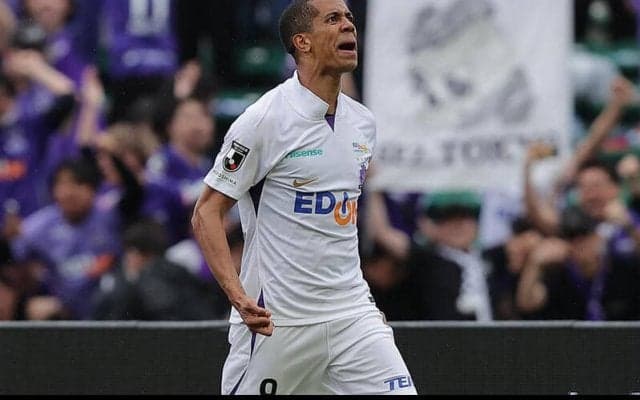 広島のFWドウグラス・ヴィエイラが右ヒザ治療のためブラジルへ帰国…再来日時期は未定