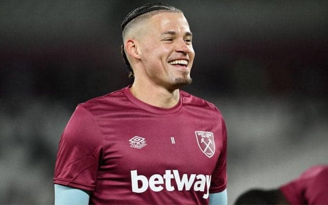 苦しむカルヴァン・フィリップスを新同僚が擁護「心配ないさ」