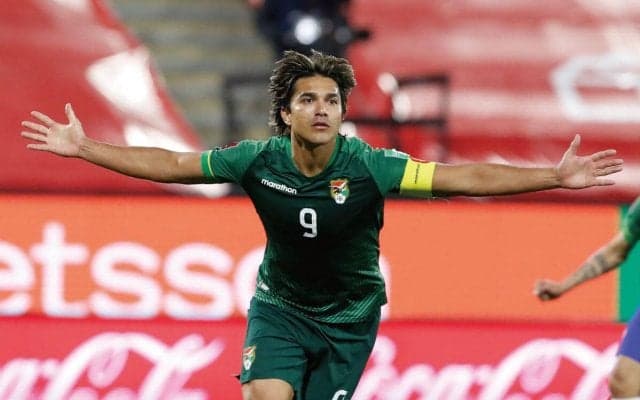 クルゼイロが36歳モレノと短期契約…10億円融資でクラブ存続を助けてくれたボリビアのレジェンドに引退試合を提供