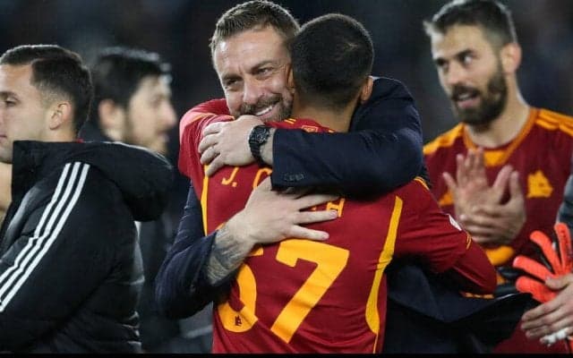 デ・ロッシ監督がデ・ゼルビ監督との友人対決を制す 「コーチとしても人としても感謝しているし、尊敬してもいる」