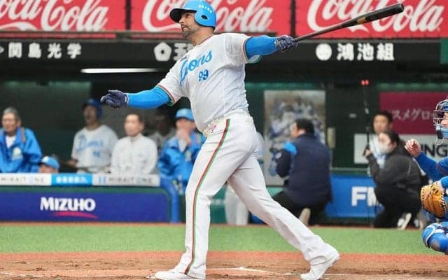 NPB去り3年も…元助っ人が「まるで現役」　元HR王の特大弾に騒然「電撃復帰あるな」