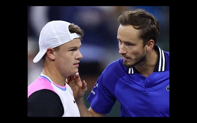 一触即発「謝罪が聞こえなかったぞ」