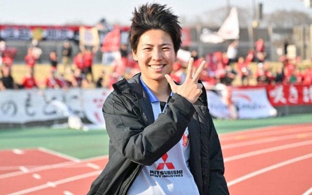 浦和・清家貴子がハットトリック達成で得点ランキング単独トップに！WEリーグでは5人目、前半のみでのハットは植木理子に次ぐ2人目
