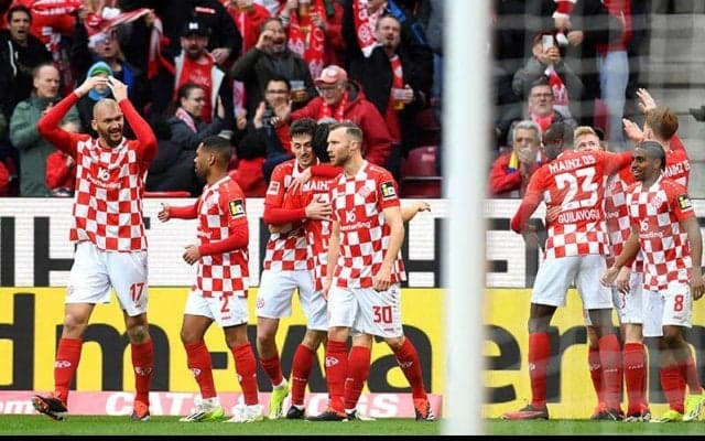 浅野フル出場のボーフム、残留争うマインツに敗れて4連敗【ブンデスリーガ】