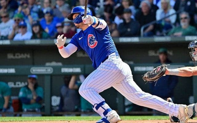 鈴木誠也が今季初の1試合2発　2号ソロで3者連発口火→特大3号2ラン、打率.440に上昇　