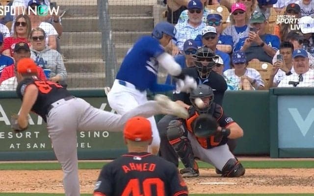 相手バッテリーは引っ張り場外弾より“しんどい”大谷翔平、内角を流してホームランする「内絞り」打法 詰まらせたはずがフェンスオーバー