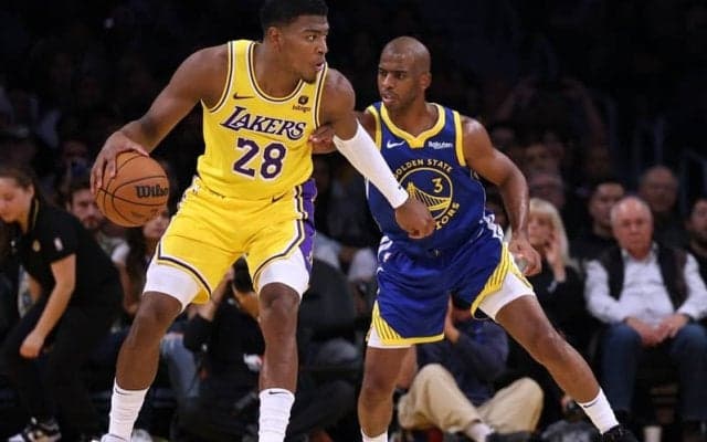 レイカーズとウォリアーズが今季3度目の対決…八村塁は「プレーオフの試合に近い」