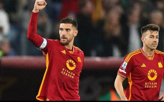 ローマがペッレグリーニ芸術弾でウノゼロ勝利！　4位ボローニャを3pt差で追走【セリエA】