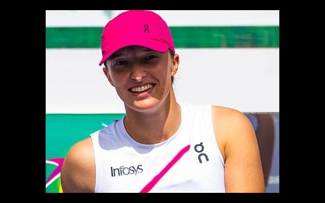 女王シフィオンテク 2年ぶりV