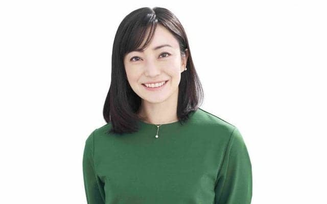 ロッテ、菅野美穂さんが開幕戦始球式　大役に「驚きました。光栄に思います」