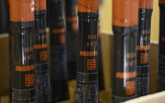 「低反発バット」SNSで話題に　「本当に飛ばない」　センバツ