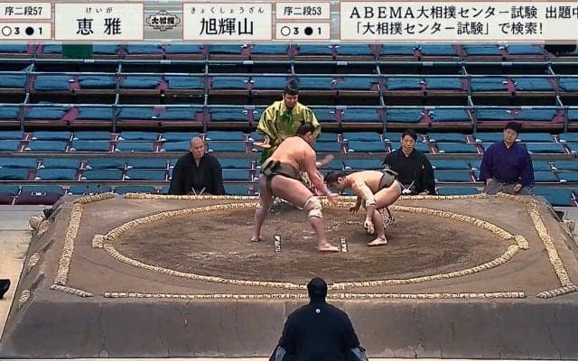 「え、そんなのあり？」完璧な足取りにびっくり 土俵中央から一気に土俵の外へ 驚嘆の声も