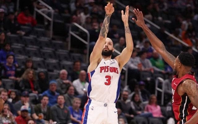 試合終了後にボールを観客席へ蹴り上げたエバン・フォーニエへ約375万円の罰金処分