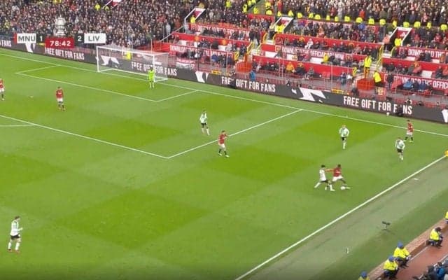 「世界最高レベル」「もはや意味不明」リバプール遠藤航が天才的な“危機察知能力”を炸裂した瞬間　マンUの強力カウンター攻撃を封じる