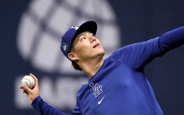 山本由伸とよく似たメジャーリーガーは？　監督や選手が挙げたふたりのサイ・ヤング賞投手